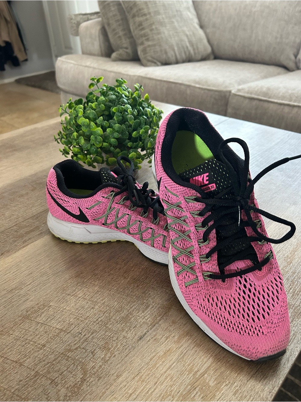 Nike Zoom Women’s Pink Running Shoes - Lightweight Support